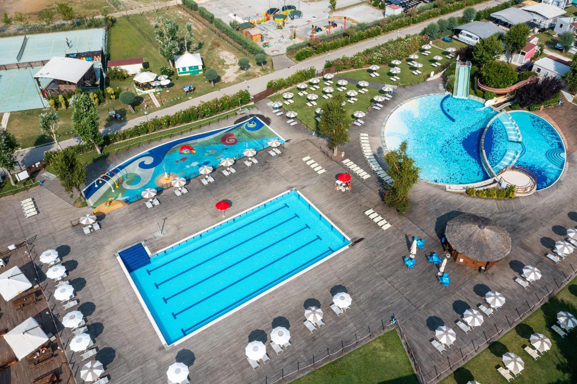 Club Del Sole Spina Family Collection Hotel Lido di Spina Kültér fotó
