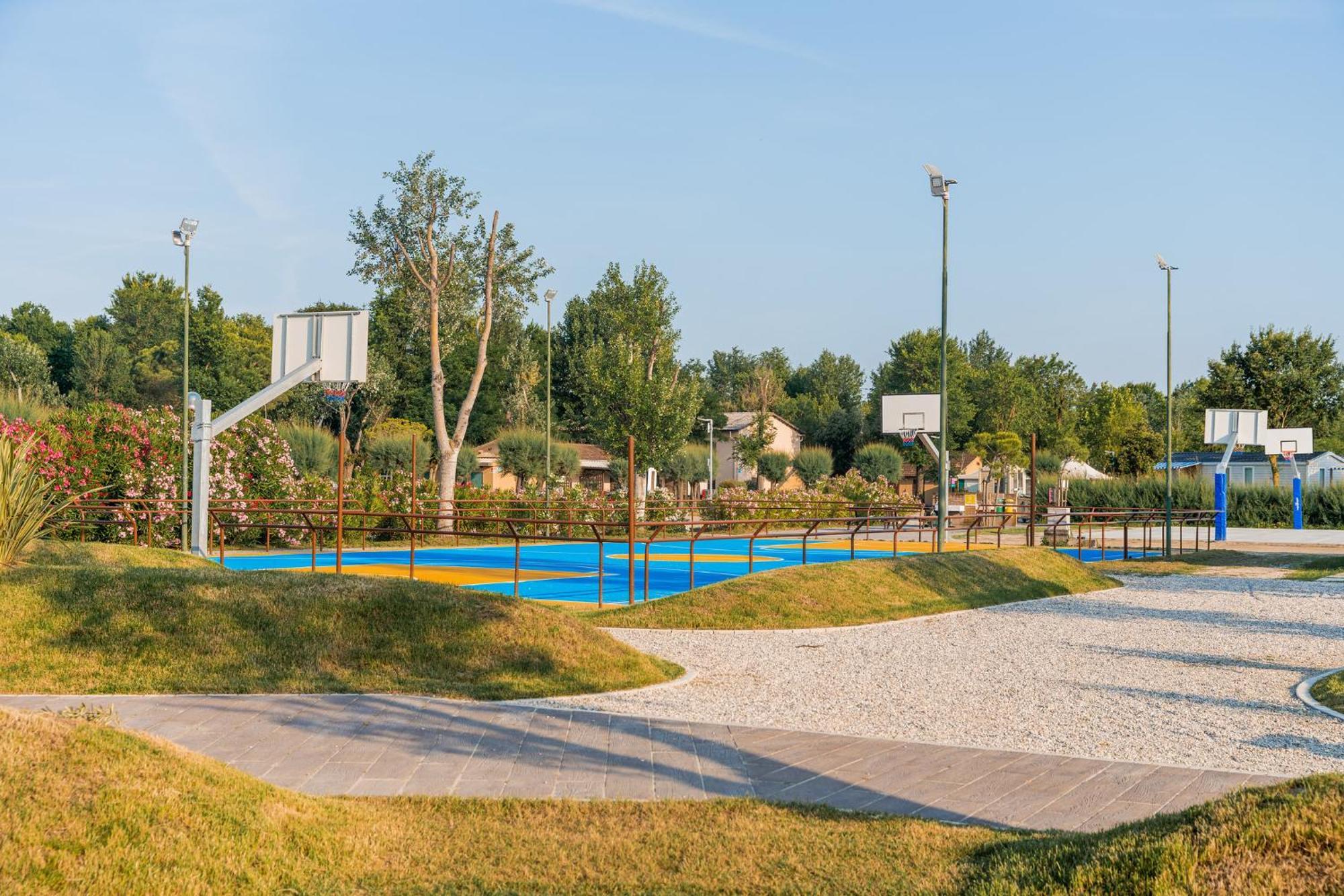 Club Del Sole Spina Family Collection Hotel Lido di Spina Kültér fotó