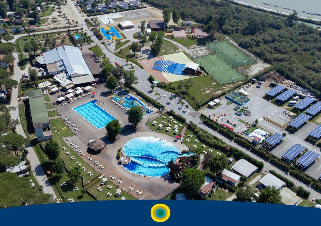 Club Del Sole Spina Family Collection Hotel Lido di Spina Kültér fotó