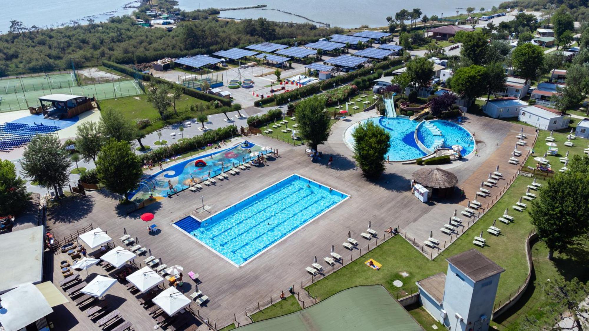 Club Del Sole Spina Family Collection Hotel Lido di Spina Kültér fotó
